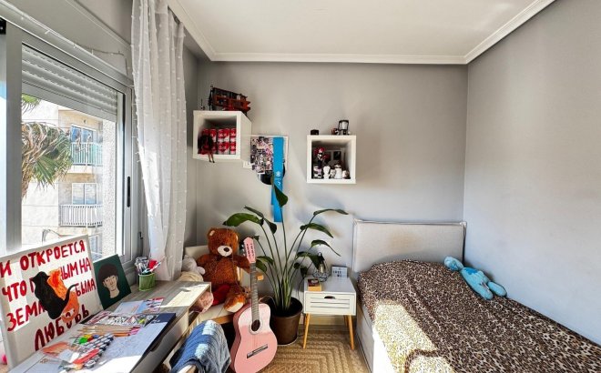 Resale - Apartment -
Torrevieja - Playa del Cura