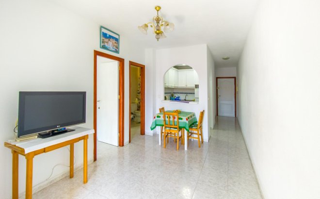 Resale - Apartment -
Torrevieja - Estacion De Autobuses