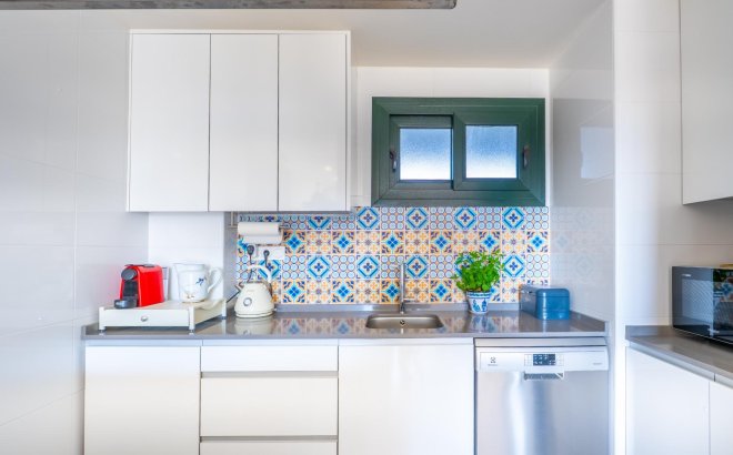 Resale - Apartment -
Orihuela Costa - Mil Palmeras