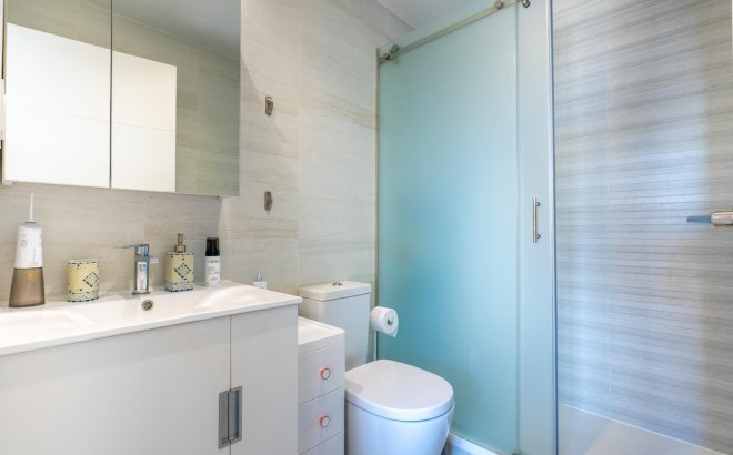 Resale - Apartment -
Orihuela Costa - Mil Palmeras