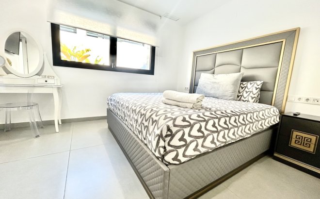 Resale - Villa -
Los Balcones - Costa Blanca