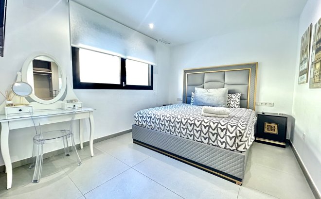 Resale - Villa -
Los Balcones - Costa Blanca