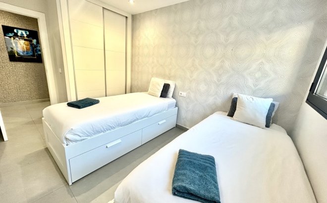 Resale - Villa -
Los Balcones - Costa Blanca