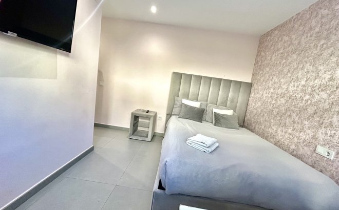 Resale - Villa -
Los Balcones - Costa Blanca