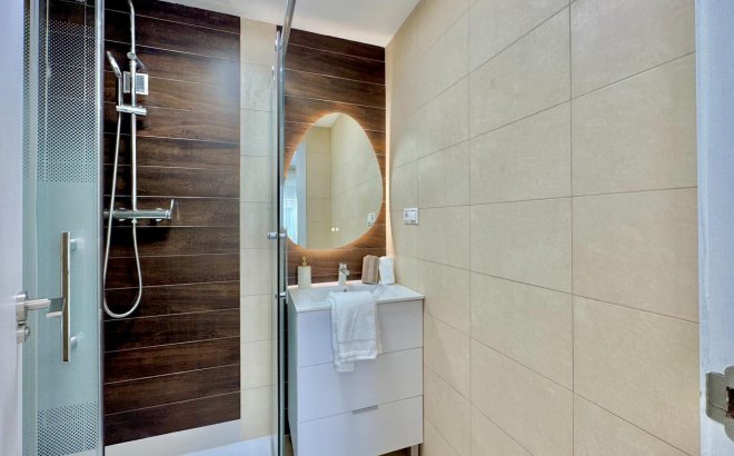 Resale - Apartment -
Torrevieja - PARQUE DE LAS NACIONES