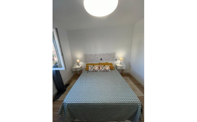 Resale - Apartment -
Torrevieja - Punta Prima