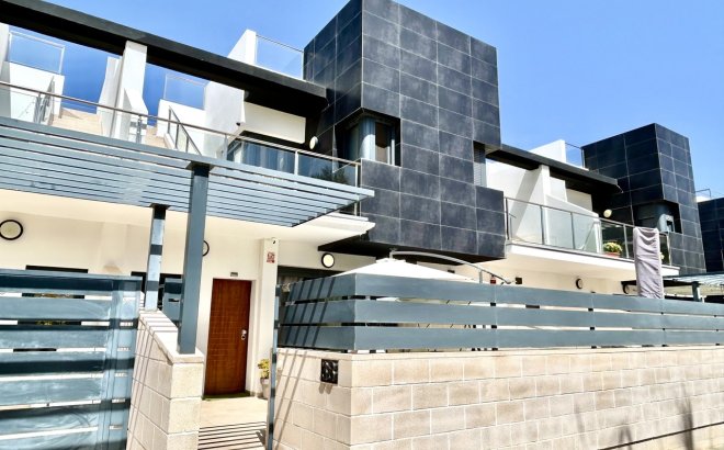 Resale - Town House -
Los Dolses - Inland