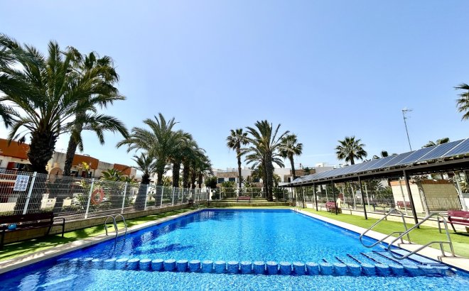 Resale - Town House -
Los Dolses - Inland