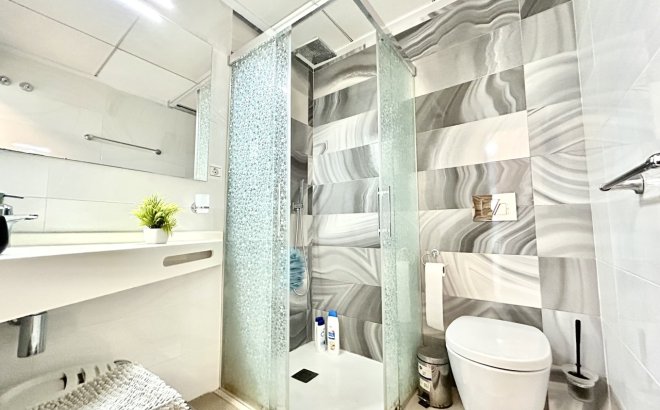 Resale - Town House -
Los Dolses - Inland