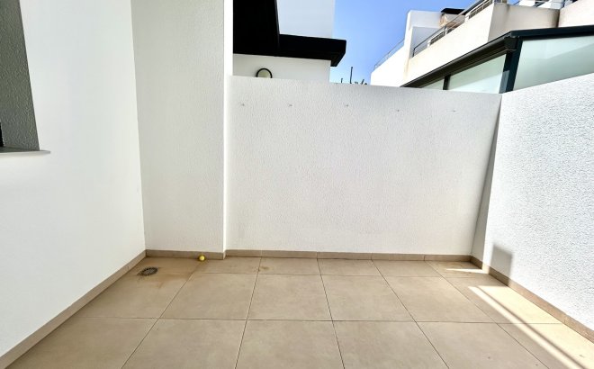 Resale - Town House -
Los Dolses - Inland