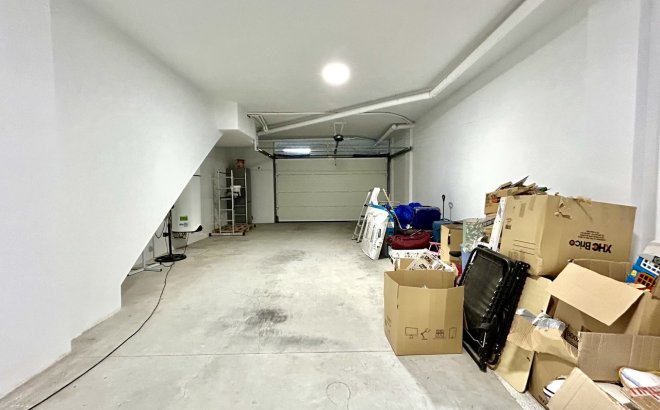 Resale - Town House -
Los Dolses - Inland