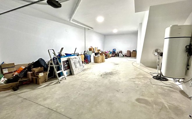 Resale - Town House -
Los Dolses - Inland