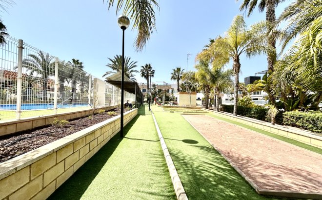 Resale - Town House -
Los Dolses - Inland