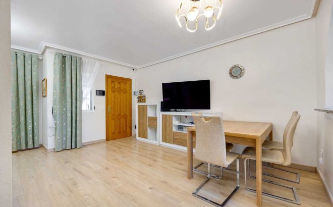 Resale - Town House -
Torrevieja - Costa Blanca