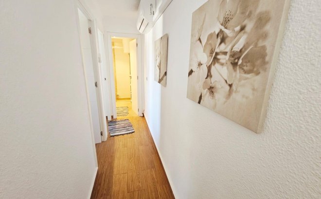 Resale - Dúplex -
Torrevieja - Cabo Cervera