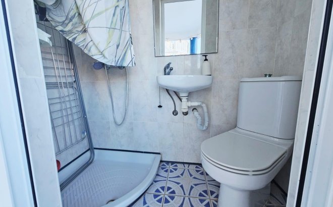 Resale - Dúplex -
Torrevieja - Cabo Cervera