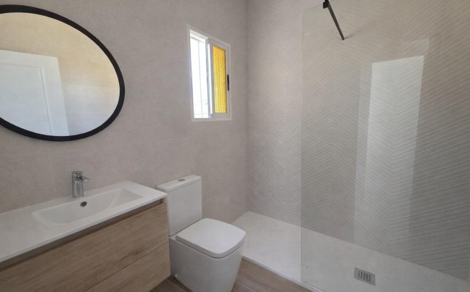 Resale - Dúplex -
Torrevieja - Torretas