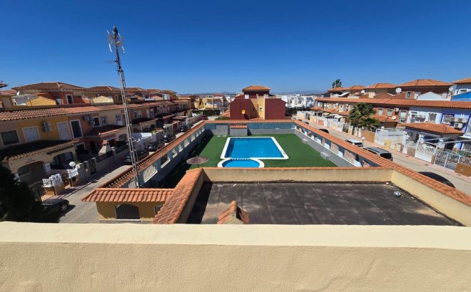 Resale - Dúplex -
Torrevieja - Torretas