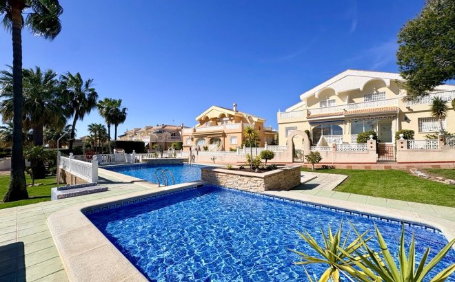 Resale - Town House -
Rojales - Inland