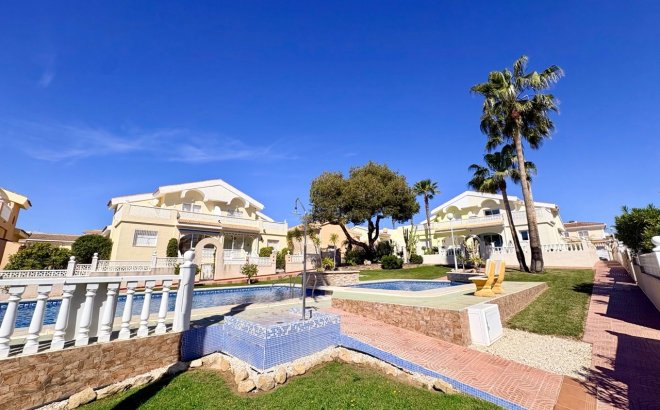 Resale - Town House -
Rojales - Inland