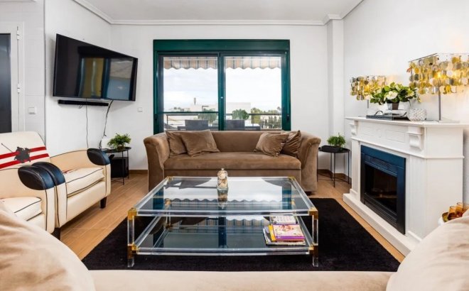 Resale - Penthouse -
Lomas De Campoamor - Inland