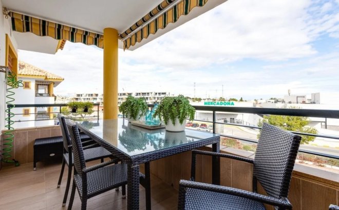 Resale - Penthouse -
Lomas De Campoamor - Inland