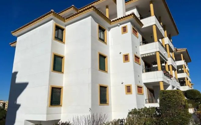 Resale - Penthouse -
Lomas De Campoamor - Inland