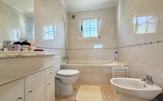 Resale - Villa -
Ciudad Quesada - Costa Blanca