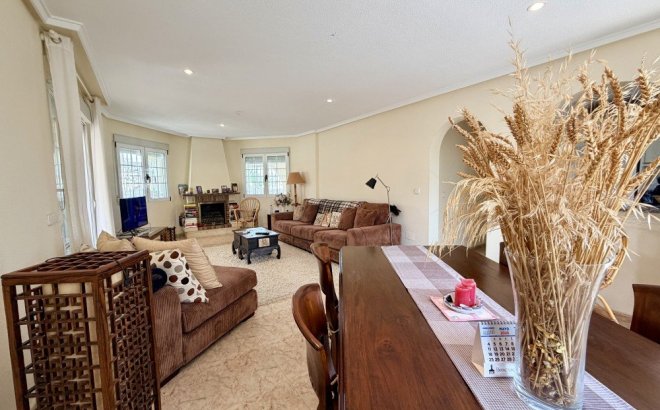 Resale - Villa -
Ciudad Quesada - Costa Blanca