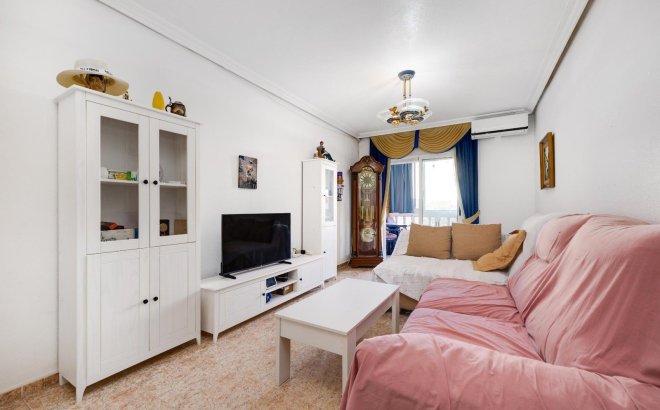Herverkoop - Appartement -
Torrevieja