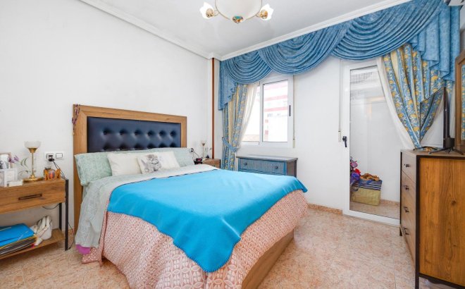 Herverkoop - Appartement -
Torrevieja