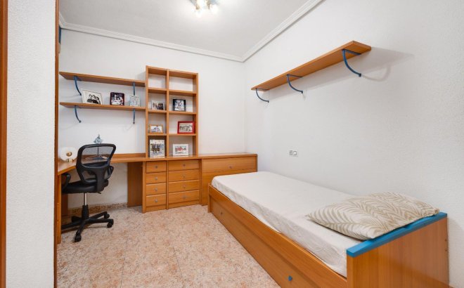 Herverkoop - Appartement -
Torrevieja