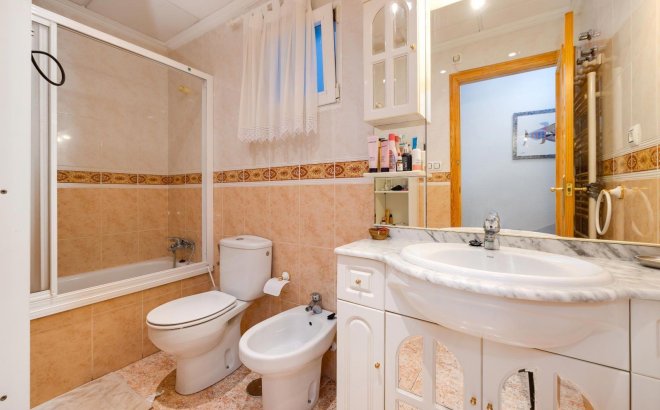 Herverkoop - Appartement -
Torrevieja