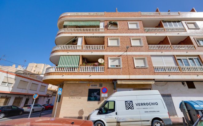 Herverkoop - Appartement -
Torrevieja