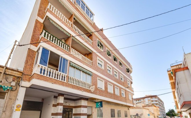Herverkoop - Appartement -
Torrevieja