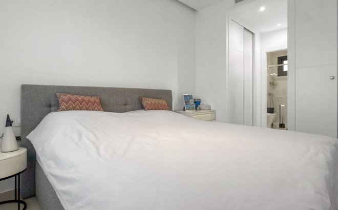 Resale - Apartment -
Pilar de la Horadada - Costa Blanca