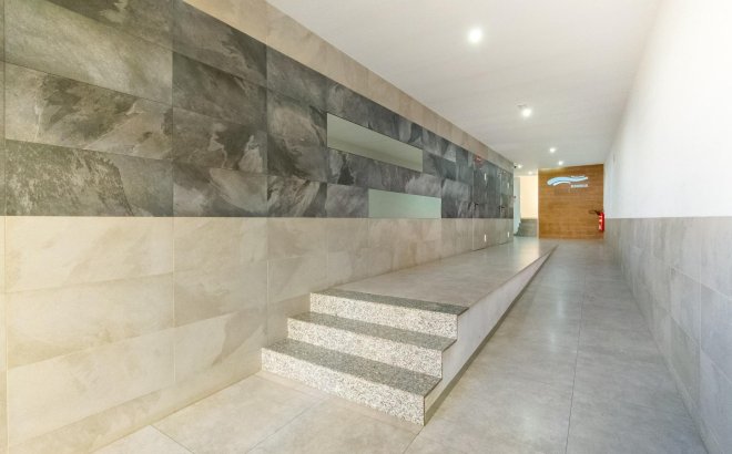 Resale - Apartment -
Torrevieja - Estacion De Autobuses