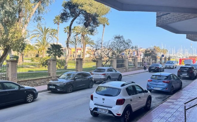 Resale - Apartment -
Torrevieja - Acequion