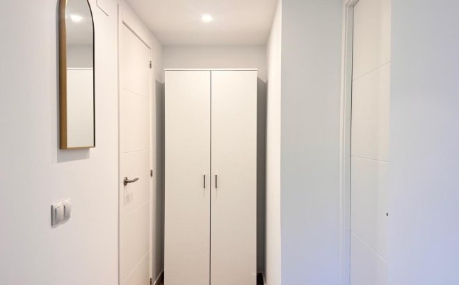 Resale - Apartment -
Torrevieja - Acequion