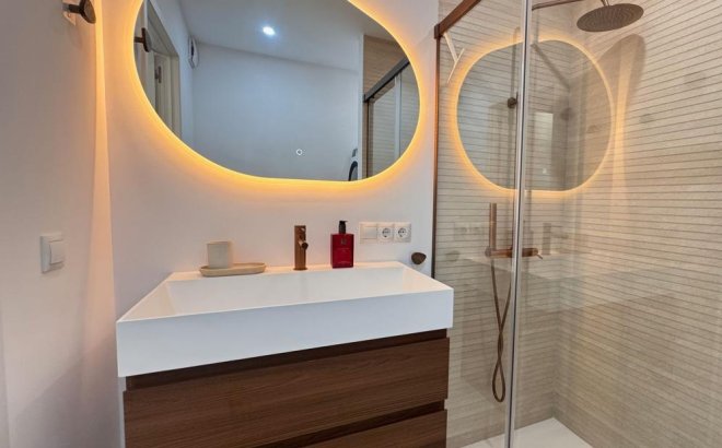 Resale - Apartment -
Torrevieja - Acequion