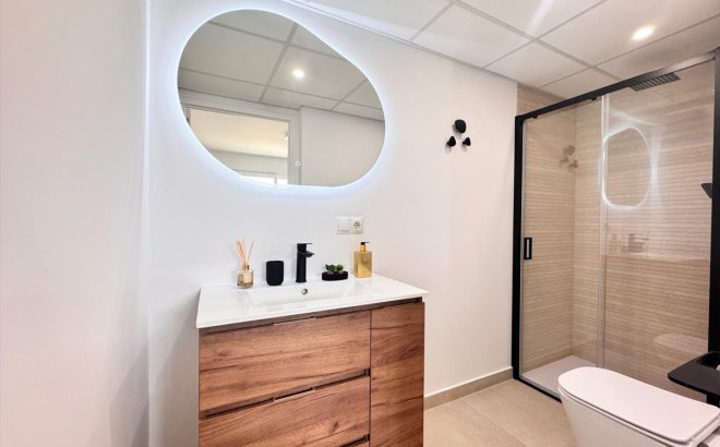 Resale - Apartment -
Torrevieja - Acequion