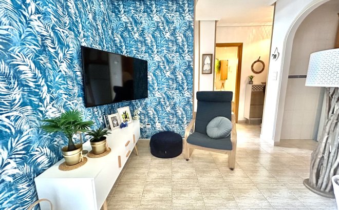 Resale - Apartment -
Torrevieja - Costa Blanca