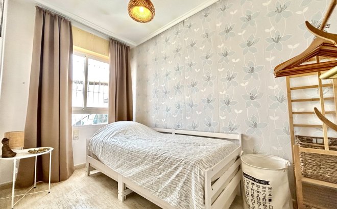 Resale - Apartment -
Torrevieja - Costa Blanca