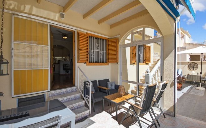 Resale - Quad House -
Playa Flamenca - Serena III