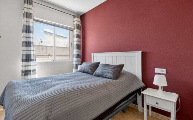 Resale - Penthouse -
Torrevieja - Calas Blancas