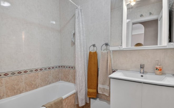 Resale - Penthouse -
Torrevieja - Calas Blancas