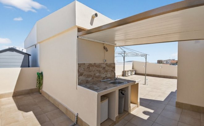 Resale - Penthouse -
Torrevieja - Calas Blancas
