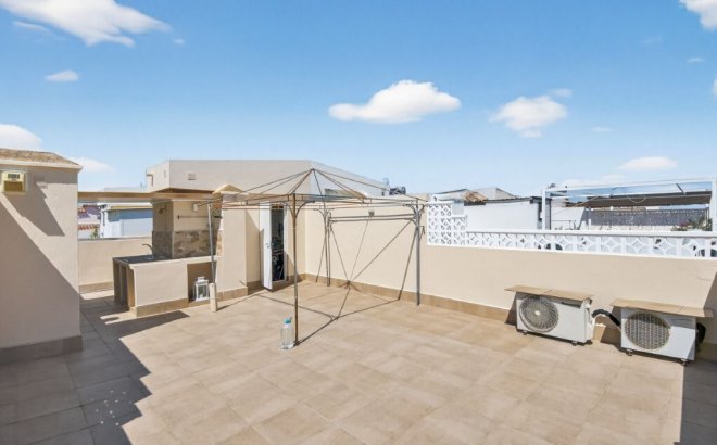 Resale - Penthouse -
Torrevieja - Calas Blancas
