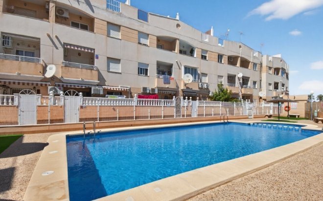 Resale - Penthouse -
Torrevieja - Calas Blancas