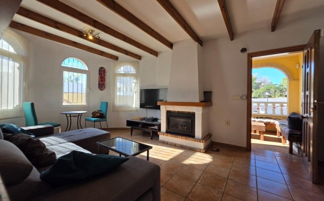 Resale - Villa -
Orihuela Costa - Villamartín-las Filipinas